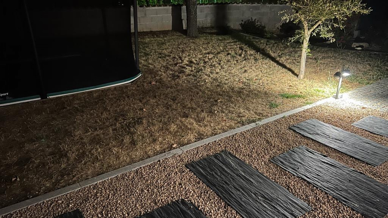 Installation éclairage extérieur pour une villa à Belleville en Beaujolais