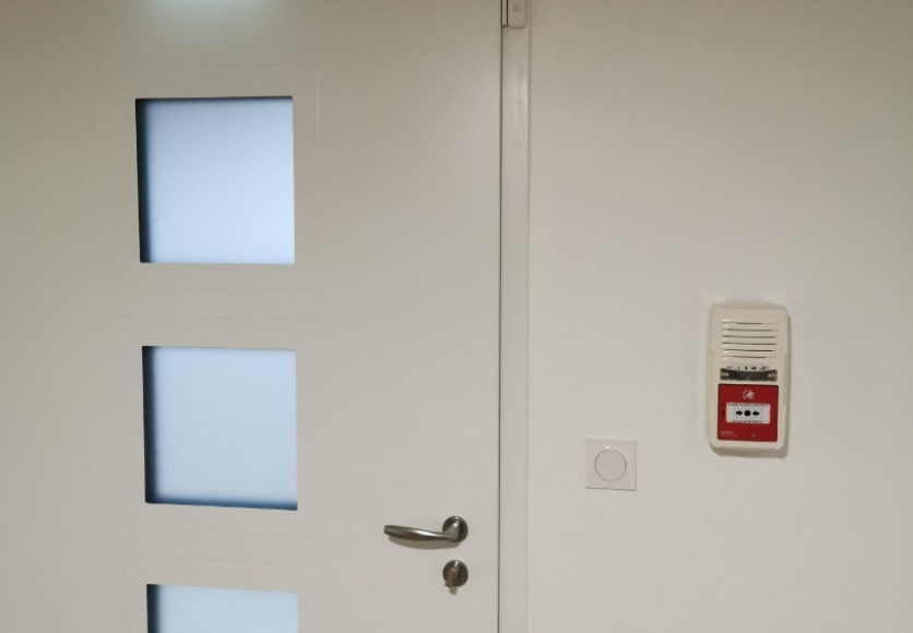 Aménagement d'un garage en local d'activité pour un cabinet d'osthéopathe à BELLEVILLE EN BEAUJOLAIS