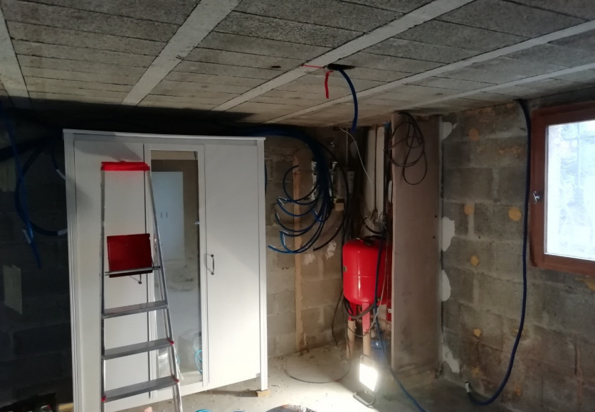 Aménagement d'un garage en local d'activité pour un cabinet d'osthéopathe à BELLEVILLE EN BEAUJOLAIS