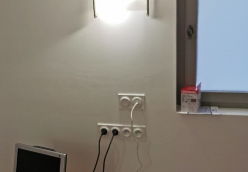 Aménagement d'un garage en local d'activité pour un cabinet d'osthéopathe à BELLEVILLE EN BEAUJOLAIS