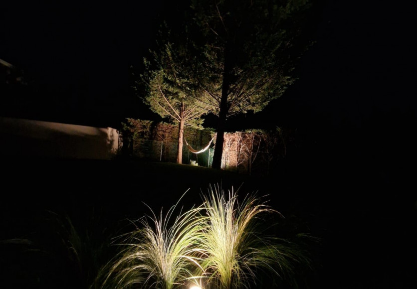 Installation éclairage extérieur pour une villa à côté de Lyon