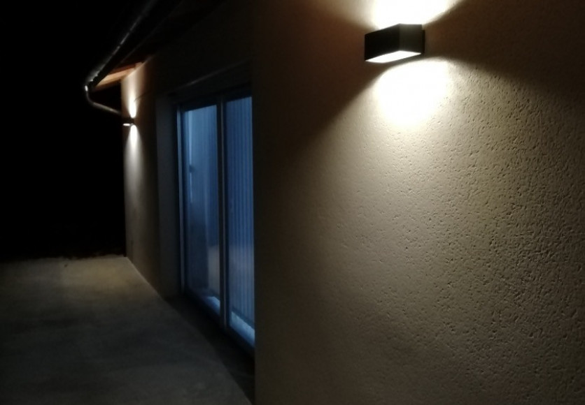 Installation éclairage extérieur Maison Belleville-en-Beaujolais