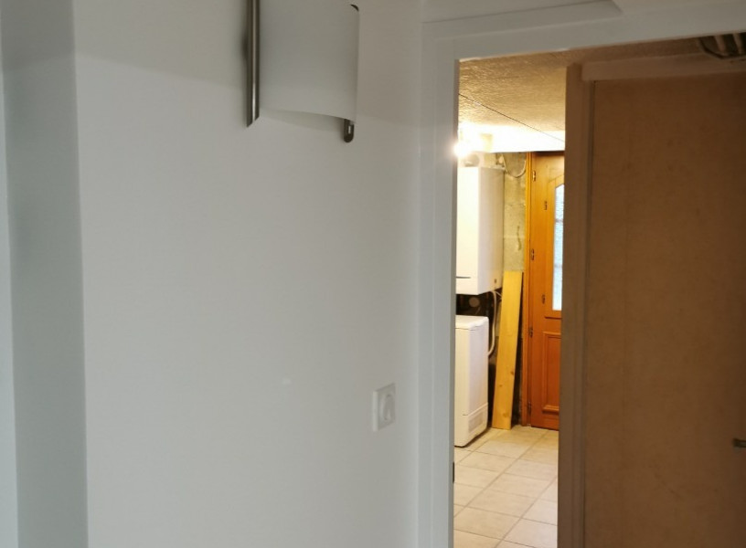 Aménagement d'un garage en local d'activité pour un cabinet d'osthéopathe à BELLEVILLE EN BEAUJOLAIS