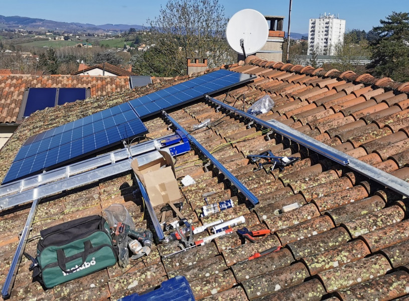 Installation photovoltaique à Limas