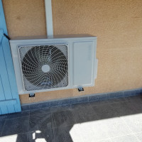 Installation d'une climatisation BI-SPLITS dans une villa à DENICÉ
